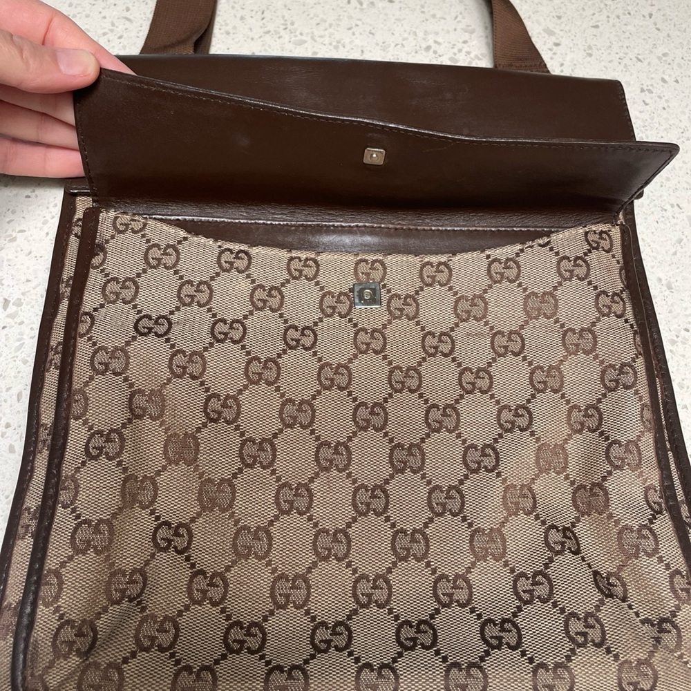 Gucci Brown Leather and Monogram Messenger Bag - Picture 3 of 10